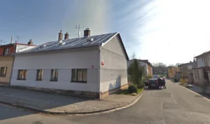 Před nátěrem střechy