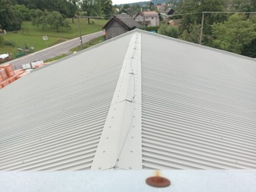 Nástřik trapézové střechy Lukavice