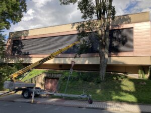 Čištění fasády PRIMÁTOR a.s. Náchod 2