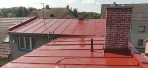 Nátěr plechové střechy