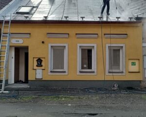 Nátěr střechy Hronov